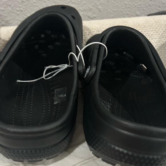 Crocs black 9 men 11 women- new - no tag. - Picture 4 of 4